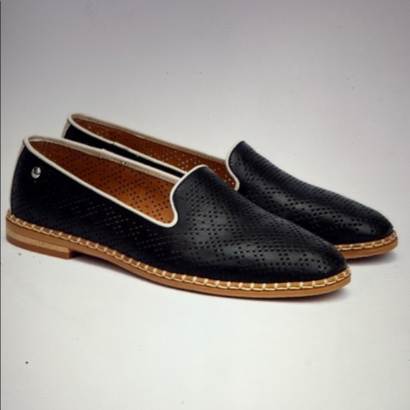 EUC Pikolinos Merida Black Leather Loafers EU 40 - Picture 1 of 10